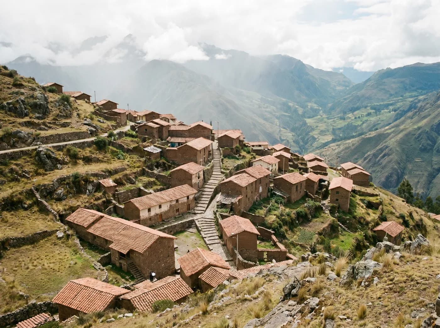 A 4:3 documentary frame evoking Sololá, Guatemala.